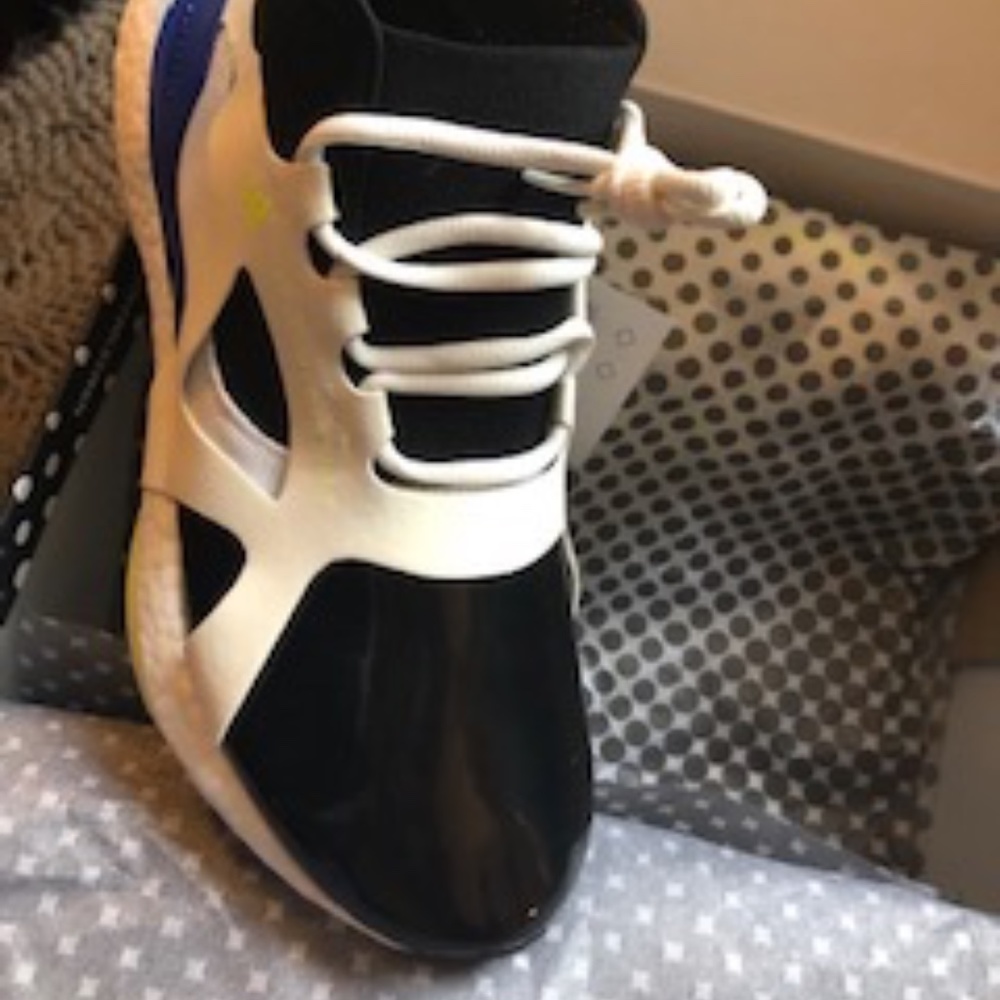 *HOST PICK* Adidas by Stella McCartney Ultra BOOST 21 *NEW*